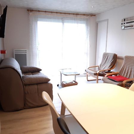 Charmant T2 Renove Rdc Residence Quartier Pavillonnaire Argeles-Gazost Bagian luar foto