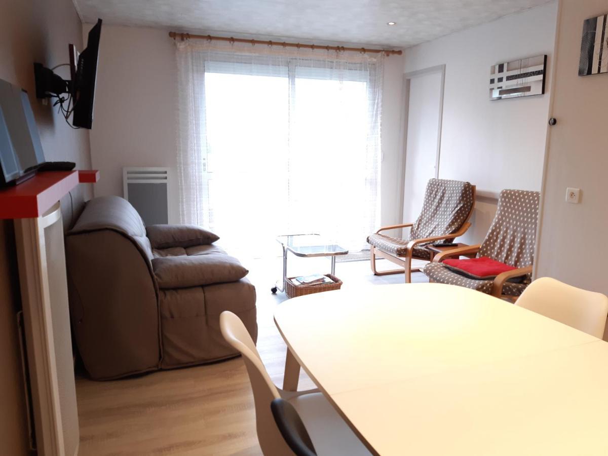Charmant T2 Renove Rdc Residence Quartier Pavillonnaire Argeles-Gazost Bagian luar foto
