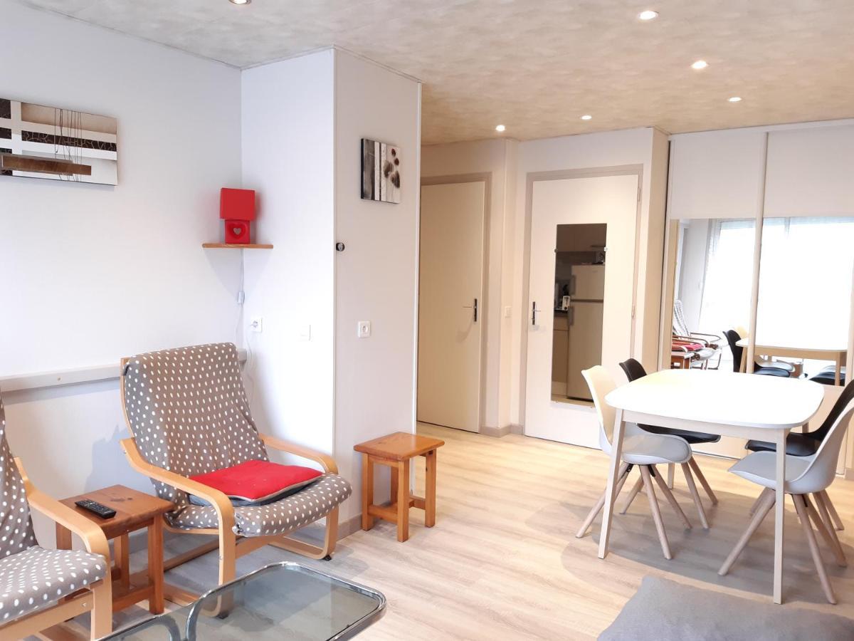 Charmant T2 Renove Rdc Residence Quartier Pavillonnaire Argeles-Gazost Bagian luar foto