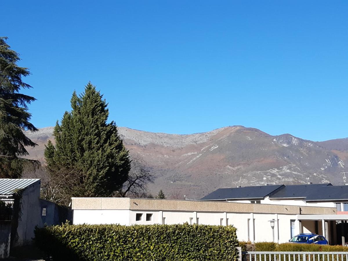 Charmant T2 Renove Rdc Residence Quartier Pavillonnaire Argeles-Gazost Bagian luar foto