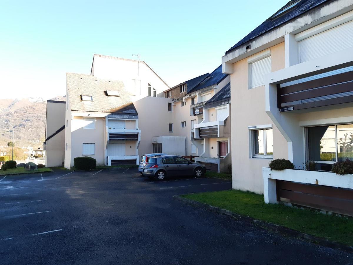 Charmant T2 Renove Rdc Residence Quartier Pavillonnaire Argeles-Gazost Bagian luar foto